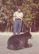 Mom_Bear.jpg (20536 bytes)